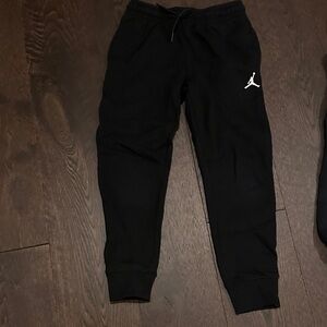 Jordan Boys' Brooklyn Black Fleece Pants